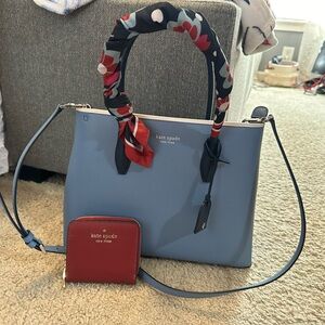 Kate Spade navy/blue crossbody/shoulder purse with matching red wallet! 🩵